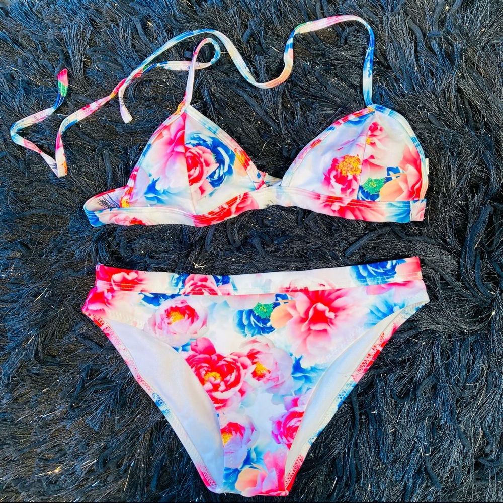 NWOT Sexy Chica Teeny Floral Bikini Small